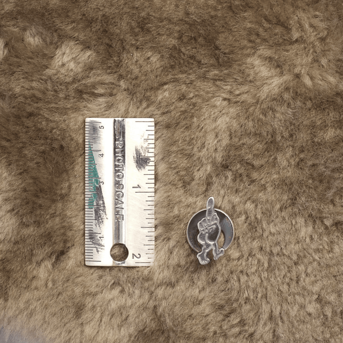 Buster Boutonnière