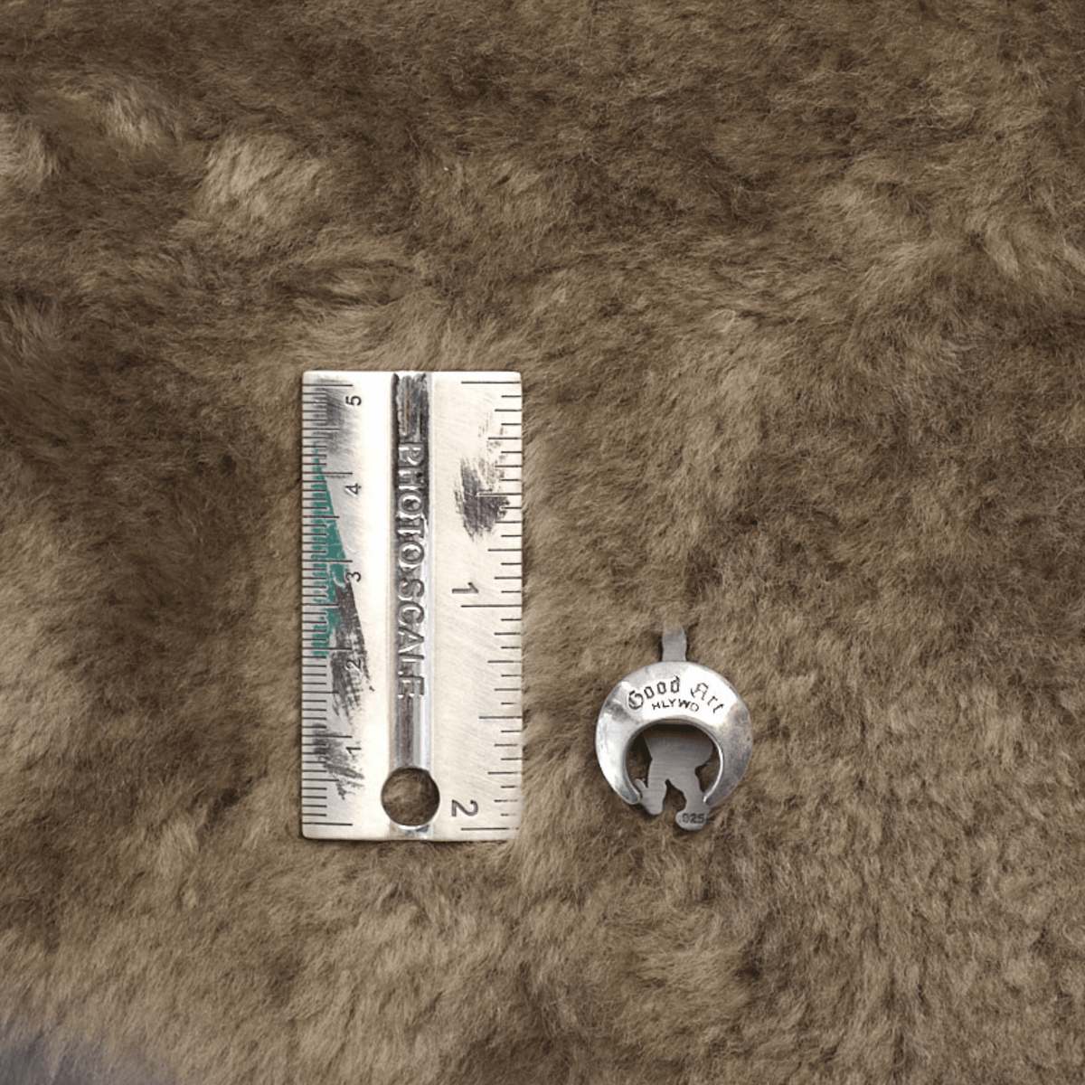 Buster Boutonnière